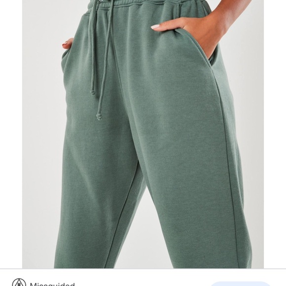 Brand new oversized 90’s joggers ! - Picture 3 of 6